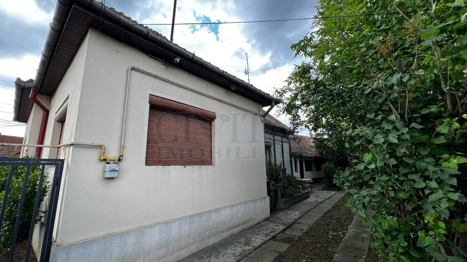 Casa de vanzare in Gilau, teren de 840 mp, zona buna - Poză 1