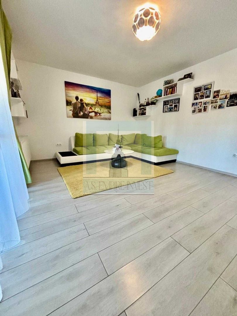 De vânzare casă înșiruită/ zona Sanpetru - Poză 1