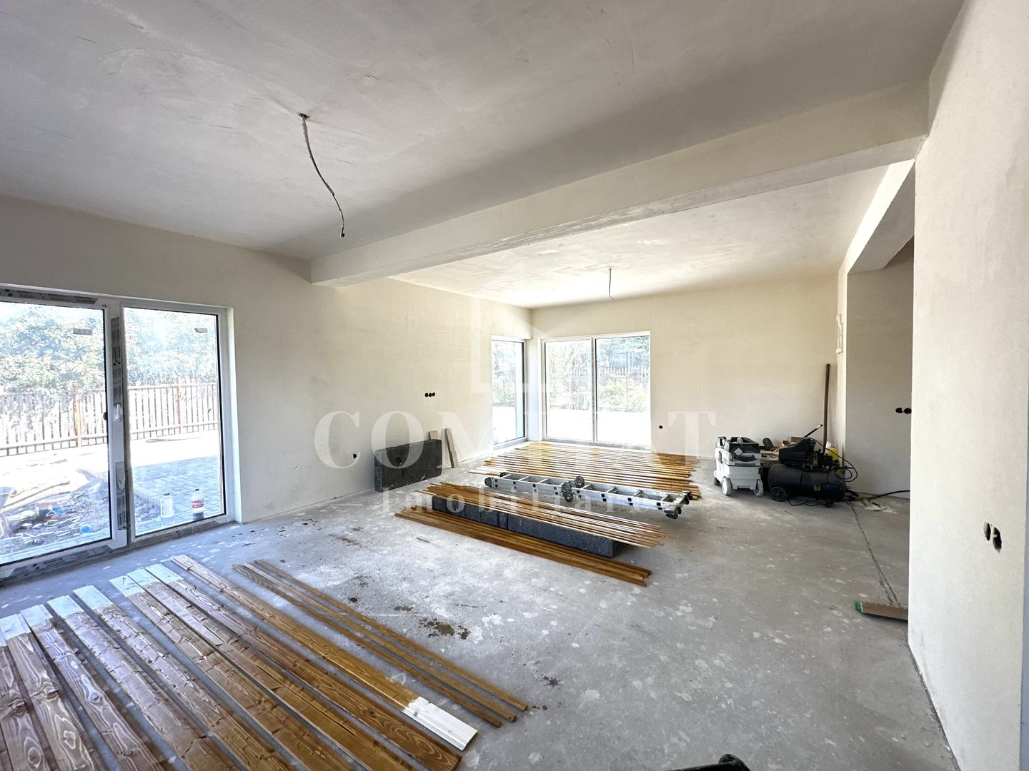 Duplex | Zona str Florilor-Floresti | 2 Locuri de parcare - Poză 5