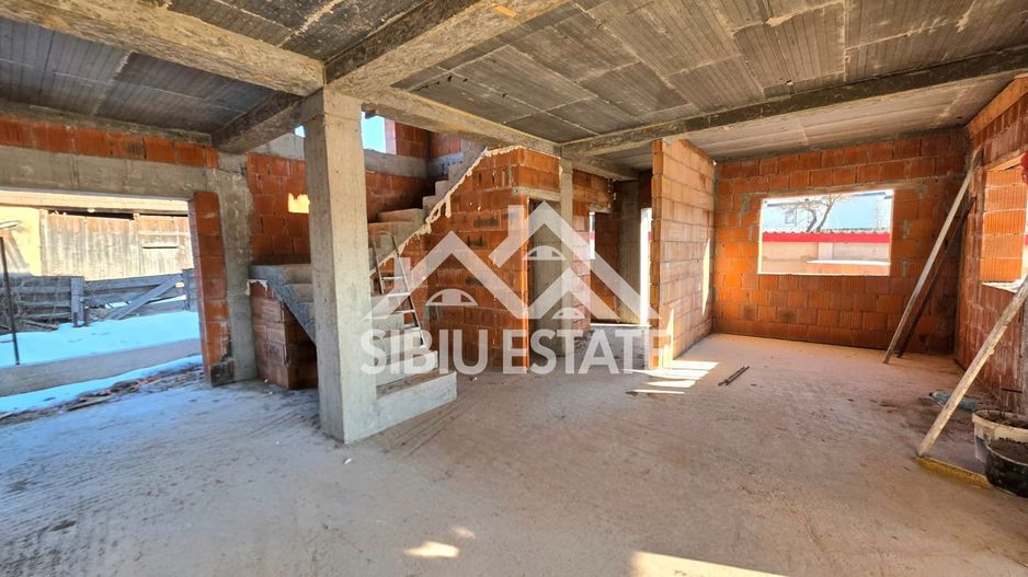 Casa individuala Selimbar, teren 420 mp - Poză 2