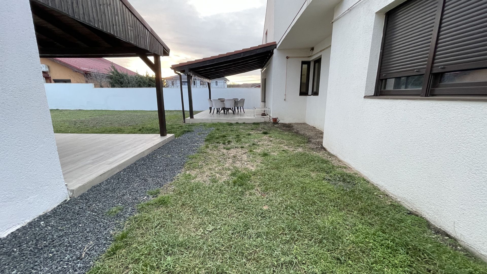 Casa moderna P+1E,spatioasa,teren 700 mp in Sacalaz - Poză 33