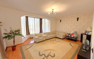 Casa P+1 - 703mp teren - 176mp casa - panouri solare - Consul - Poză 1