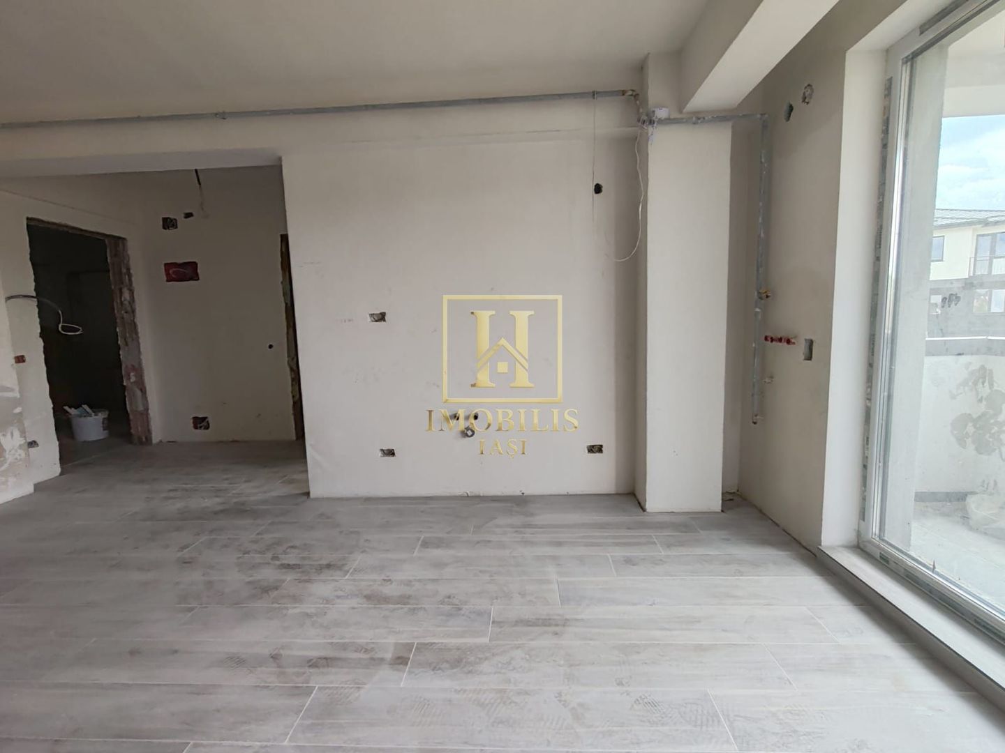 Apartament 2 camere 58 mp Nou Bucium Visan 81200 euro - Poză 5