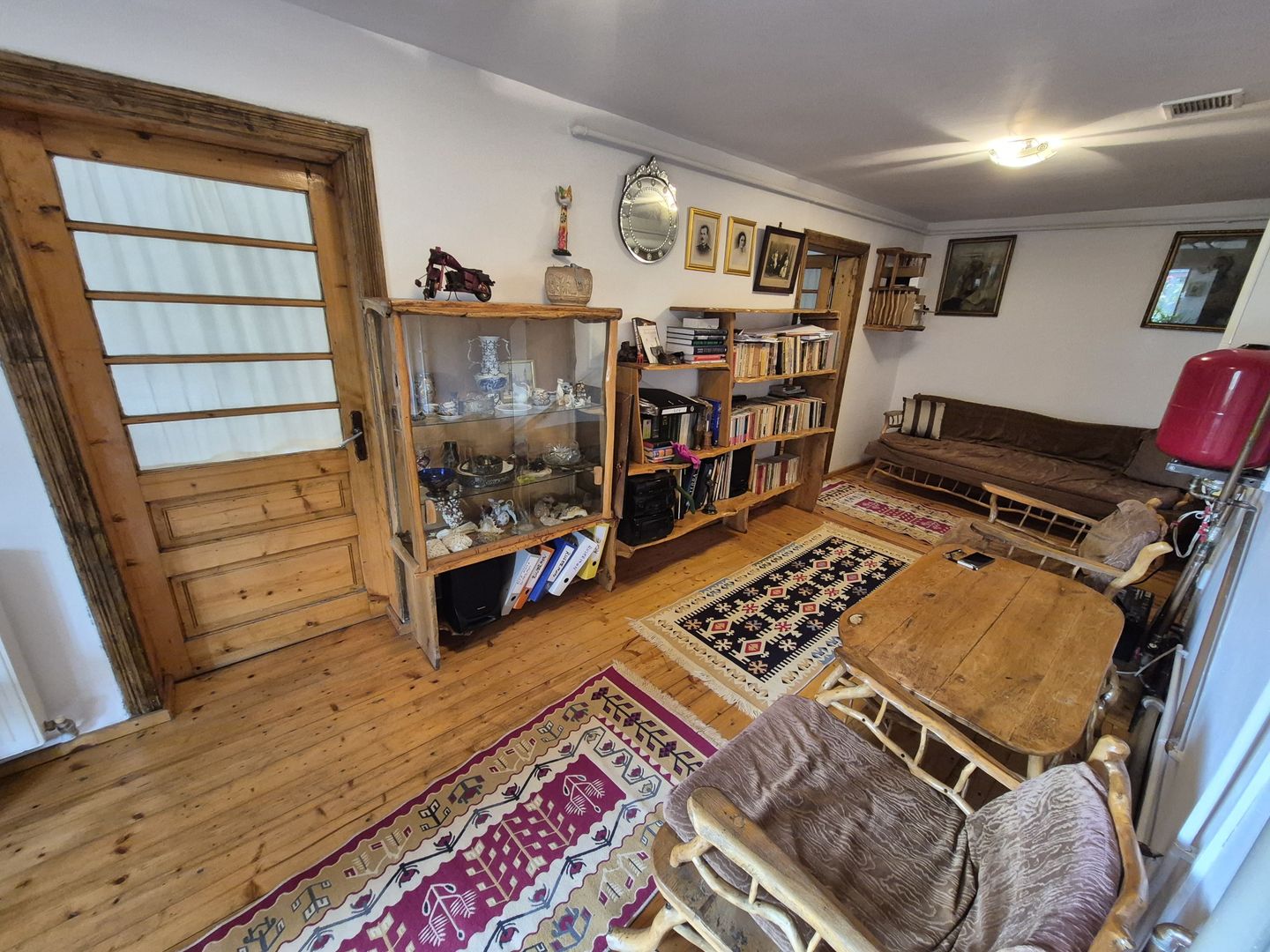 Vila 4 camere + teren 818 mp central Provita de Sus (lângă școală) - Poză 6