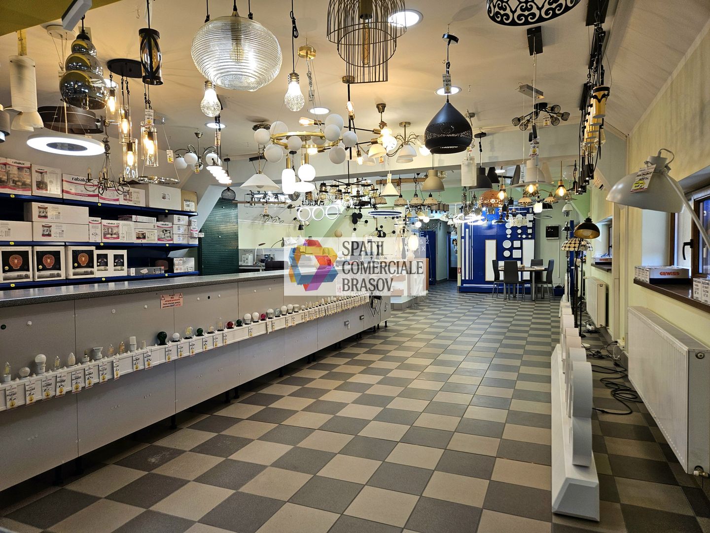 Casă plus Spațiu comercial  741 mp, Teren 906 mp Brasov - zona Blumana - Poză 2