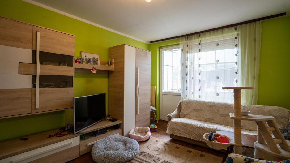 APARTAMENT CU 3 CAMERE  STR.TRANSILVANIEI ZONA ROGERIUS - Poză 2