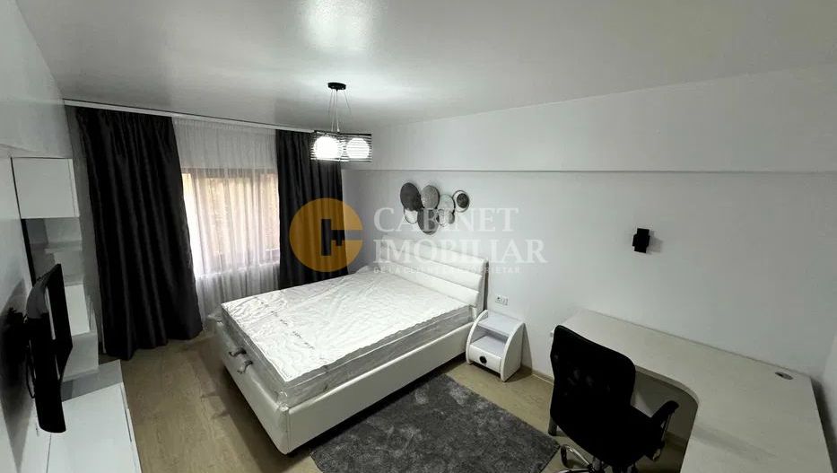 1 Camera Decomandat- Renovat Modern-Mobilat si Utilat - Poză 1