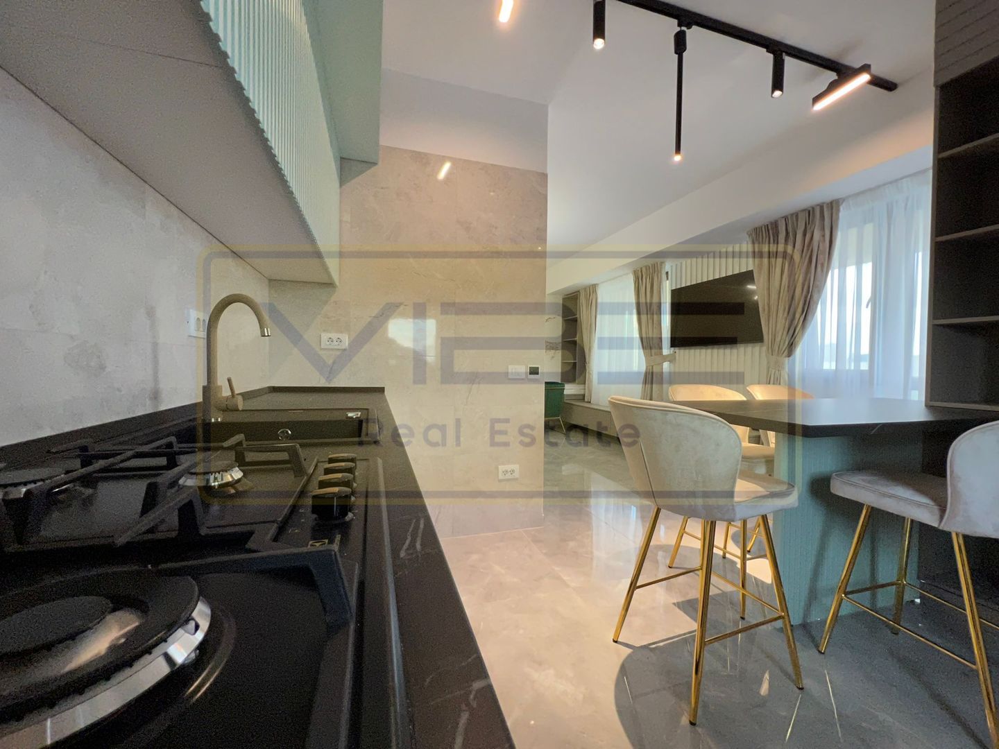 Penthouse de lux+parcare subterana Centru Palas MALL - Lazar Residence - Poză 16
