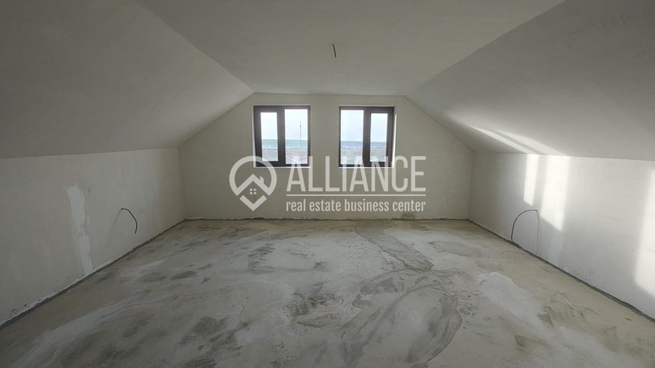 Valu lui Traian ( cod 02) - casa 4 camere zona F - Poză 5