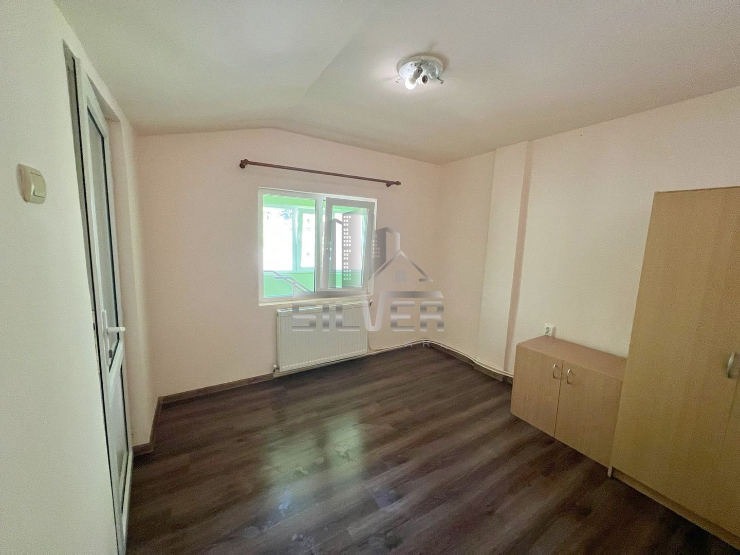 Casa cu 3 camere ptr muncitori in Grigorescu. - Poză 7