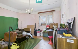 Casă cu 8 camere de renovat în Pârneava - Poză 12
