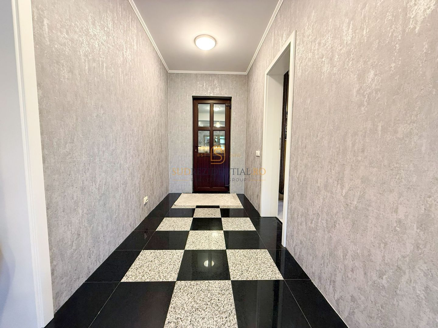 Vila mobilata si utilata, 6 camere, 3 bai, Teren 462 mp - Poză 19