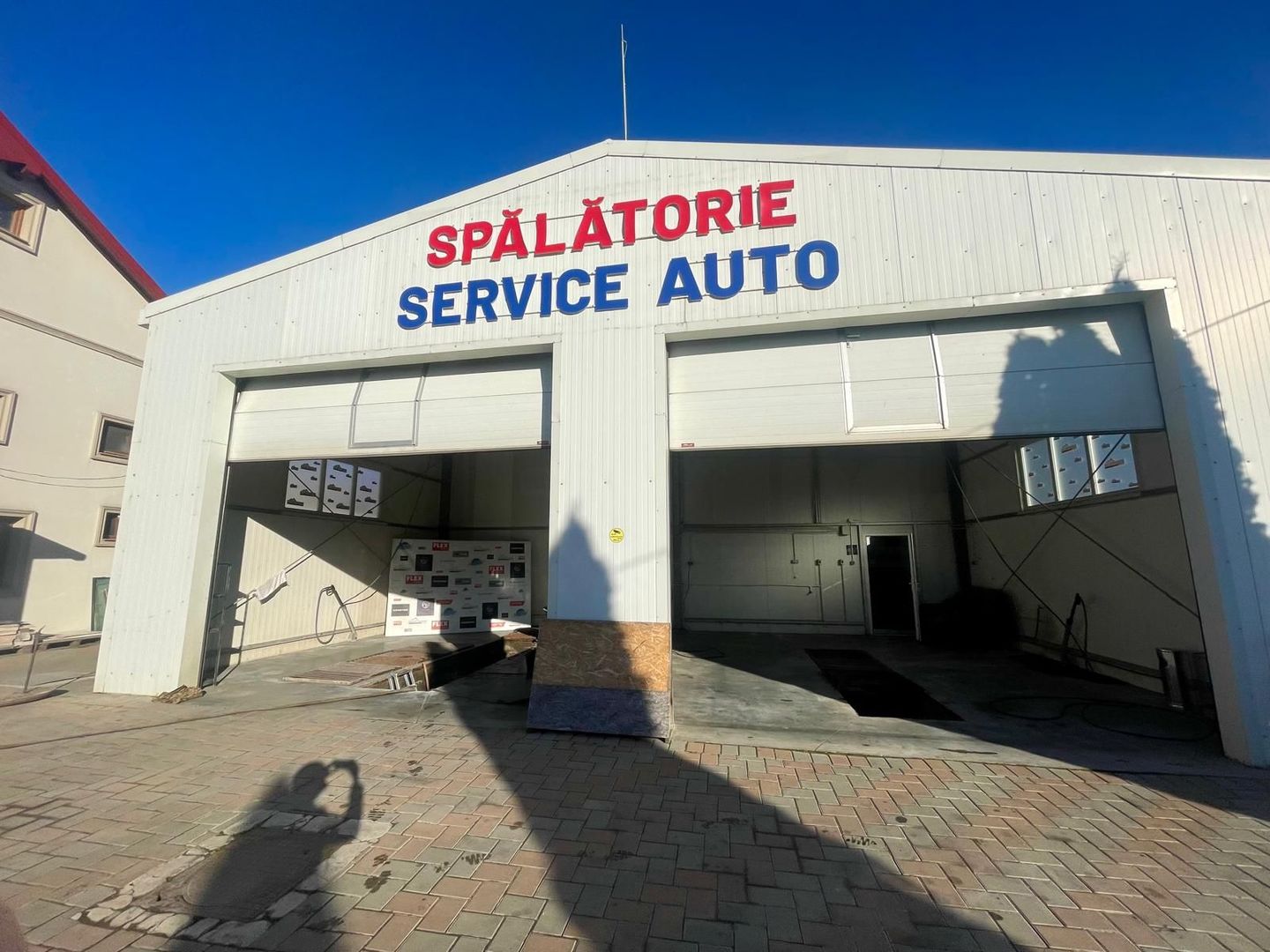 SPATIU SPALATORIE AUTO | 140 MP | VAD EXCELENT | RADAUTI - Poză 3