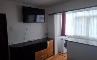 Apartament 3 Camere Podul de Piatra - 550 euro - Poză 3