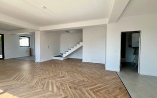 Vilă **6 camere  **451mp // Zona Iancu Nicolae - Poză 77