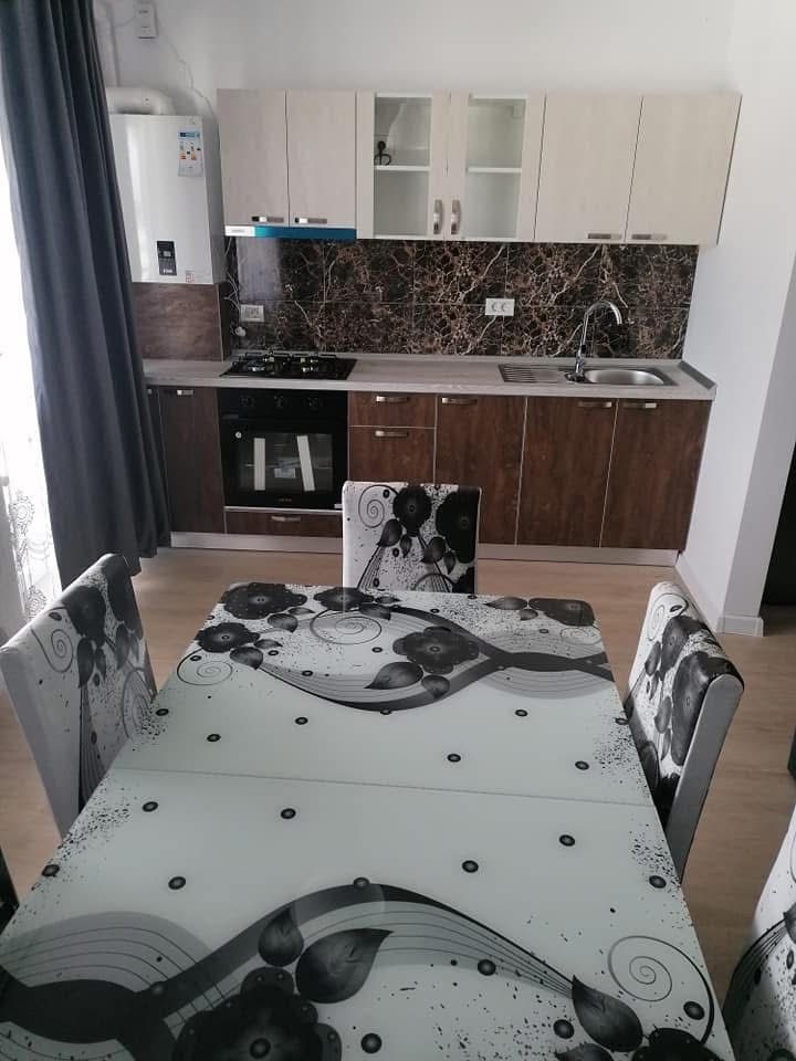 Apartament 60 mp utili +10 mp terasa mobilat/utilat + loc parcare - Poză 4