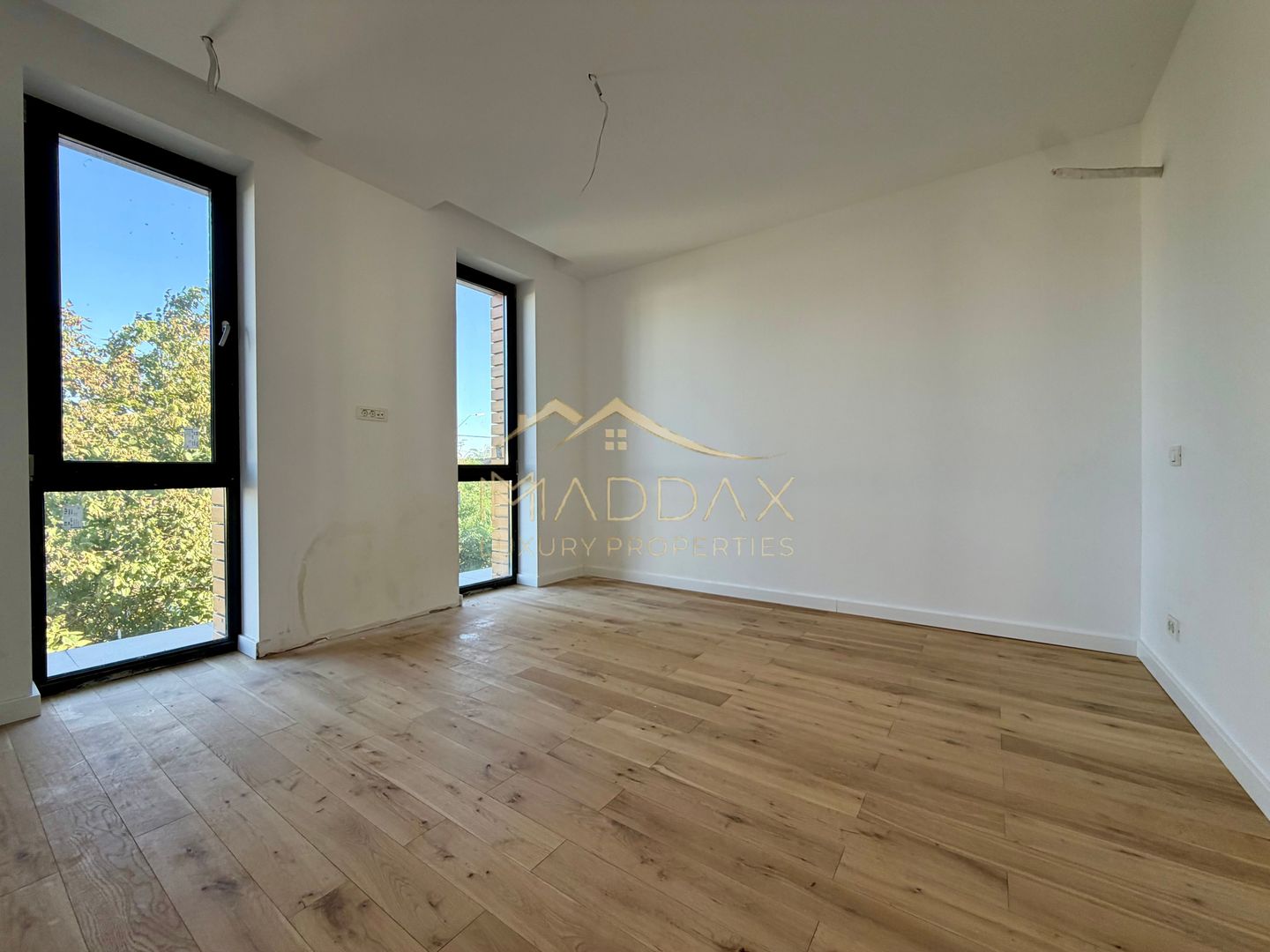Vila Mediteraneana P+1E // 5 camere / 136 mp utili /garaj / Tunari - Poză 59