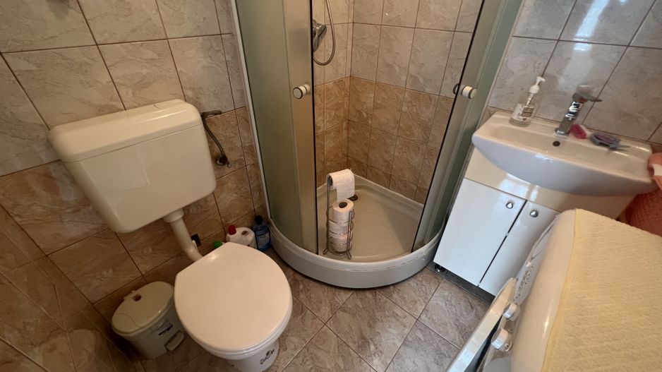 CASA CU TEREN GENEROS- 1.593 MP - Poză 9