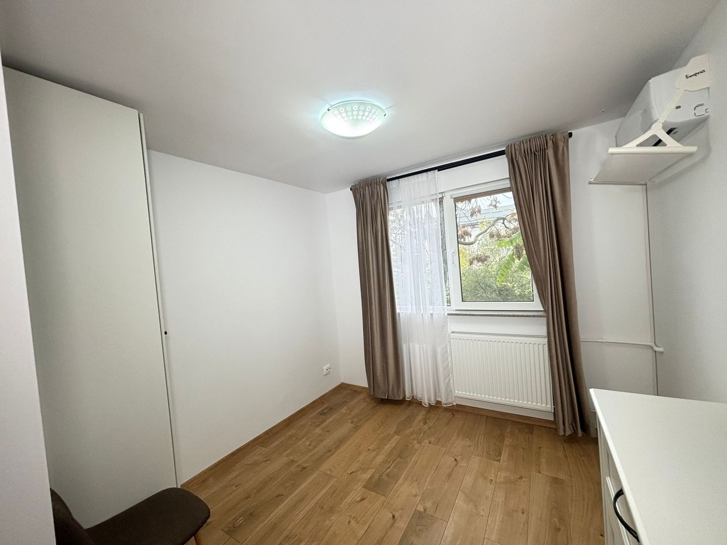 AP. 3 CAMERE 1 MAI, MOBILAT, CENTRALA, METROU 5 MIN, COMISION 0% - Poză 6