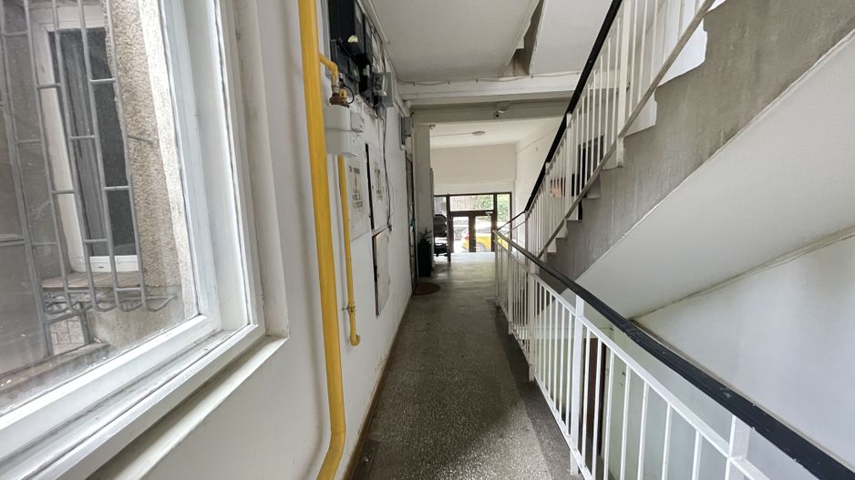 SPATIOS IN ZONA MEDICINEI -4 camere,garaj propriu si boxa - Poză 21