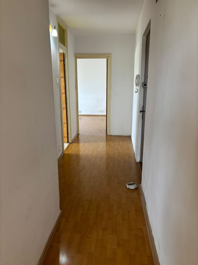 APARTAMENT LUMINOS METROU ZONA AVIATIEI - Poză 5