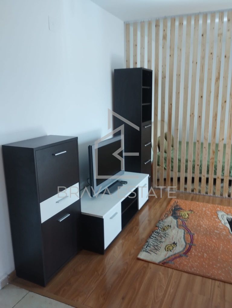 Apartament o camera, balcon, zona Regal, Baciu - Poză 1