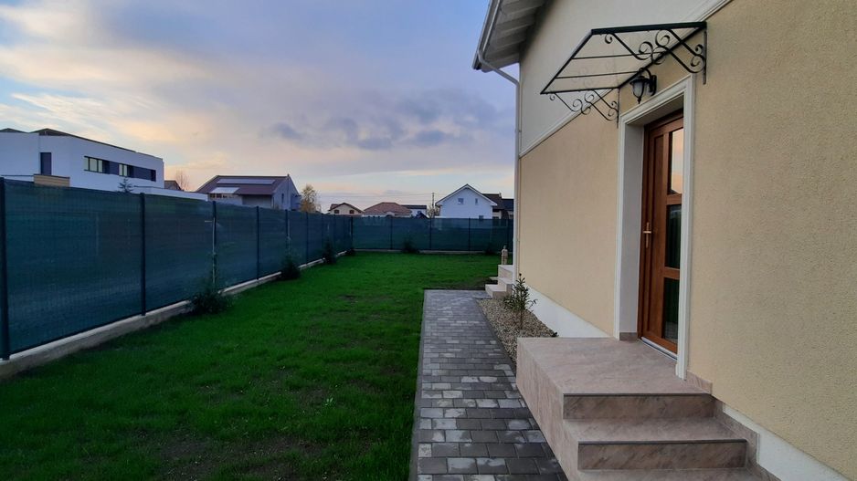 Duplex de vanzare - frumos si calitativ - Poză 2