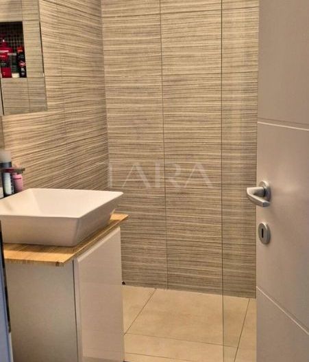 Apartament spațios în Bună Ziua, 3 camere, cu 2 balcoane. - Poză 8