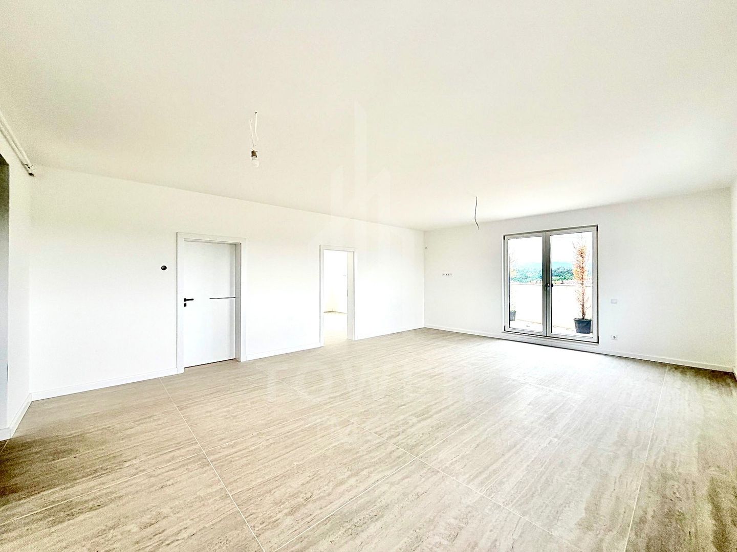 Apartament 3 Camere | Terasă Spectaculoasă - Poză 1