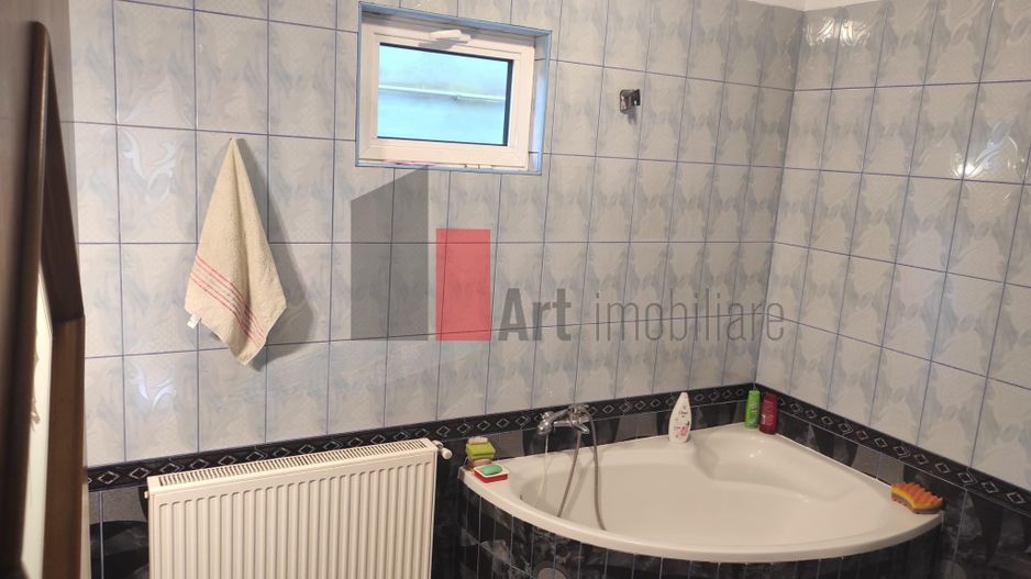 Vila spatioasa in Branesti - Poză 9