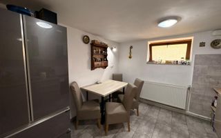 Casă versatila intretinuta 143 mp utili 5 camere 3 bai pivnita Lazaret - Poză 8