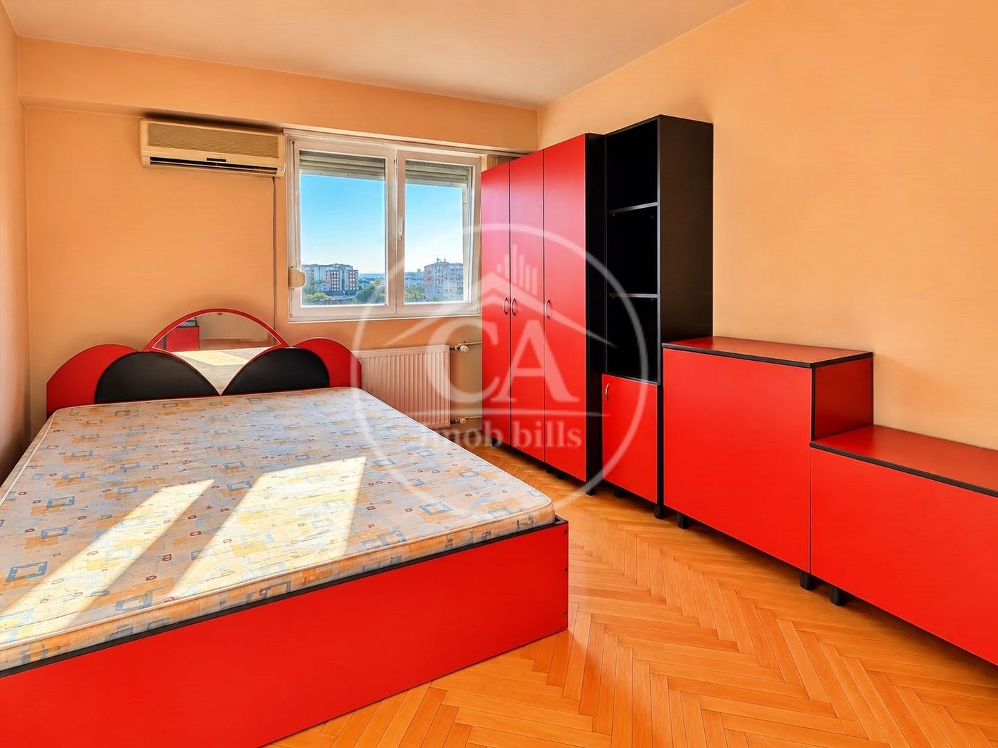Apartament de vanzare cu doua camere in zona Dacia Oradea - Poză 3