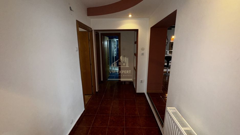 APARTAMENT CAMPULUNG TIP PENTHOUSE, 5 CAMERE GRUI - Poză 17