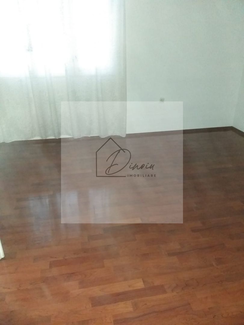 Busteni Casa 5camere si teren 494mp Castelul Cantacuzino langa padure - Poză 12
