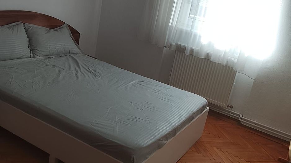 Apartament 2 camere-Complex Studentesc - Poză 3
