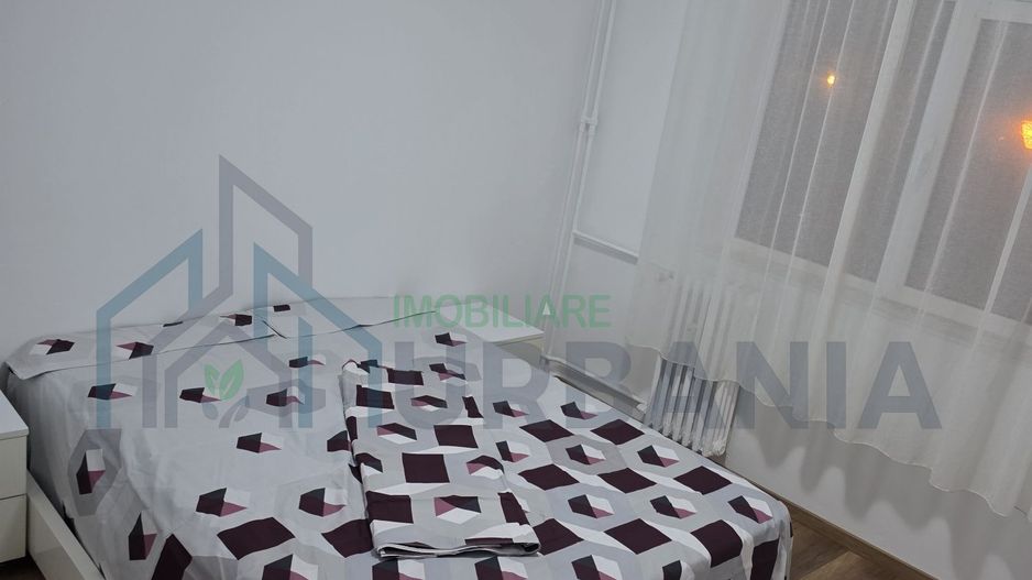 Inchiriez apartament 2 cam D Nicolina - Poză 3