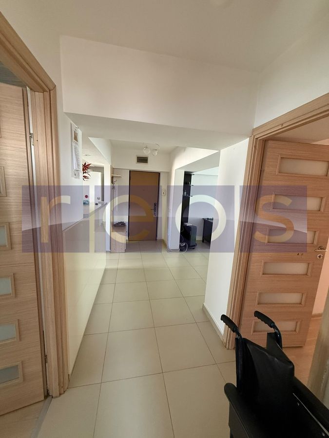 VANZARE 3 CAMERE DECOMANDAT - Poză 3
