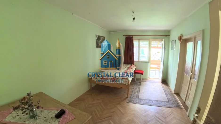 Casă 2 camere + teren 1700 mp - zona Platoul Cornești, str. Trebely - Poză 1