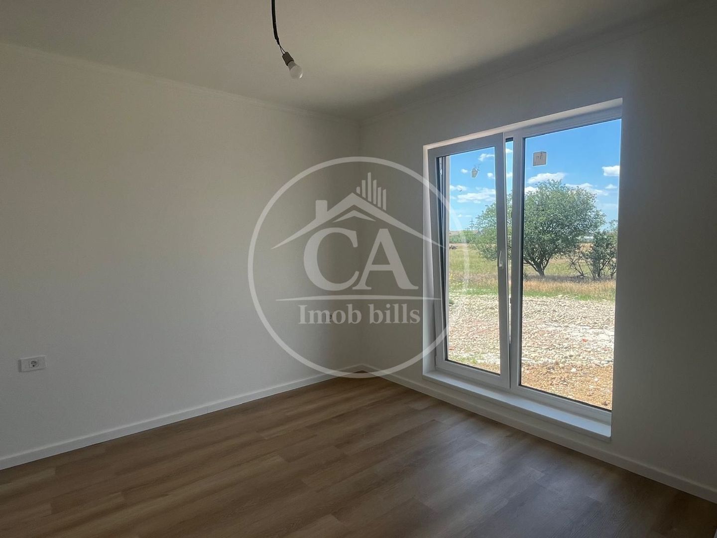 Casă de vânzare cu 4 camere în Santandrei , Bihor - Poză 8