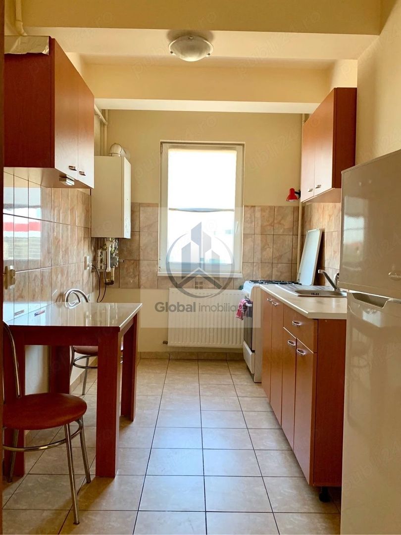 Garsoniera 40 mp decomandata etaj 1 din 2 + parcare dedicata - Poză 2