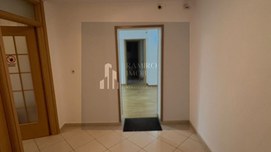 4 camere  etaj 1 /450 m METROU UNIRII - Poză 14