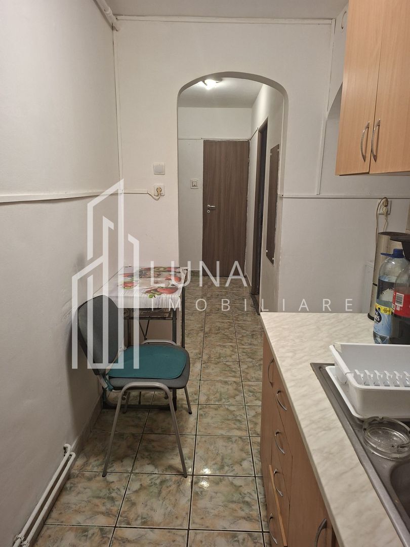 Vând apartament 3 camere - Poză 5
