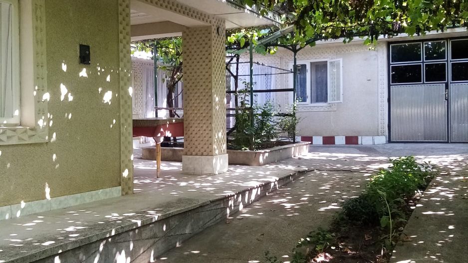 Casă individuală, teren 1026 mp, zona MUNTENI DE JOS; - Poză 2