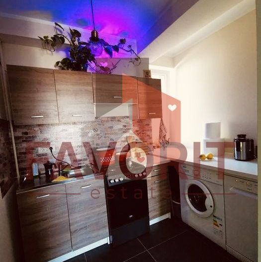 Apartament cu o camera transformat in 2 camere - Poză 3