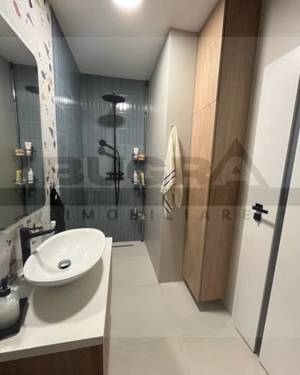Apartament de 3 camere ultrafinisat, parcare, boxa, zona Golden Tulip - Poză 9