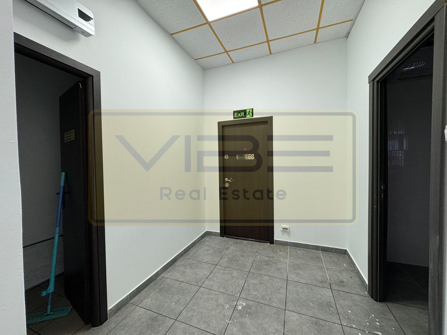 Spatiu la bulevard - Tudor Vladimirescu- Trafic intens ! - Poză 10