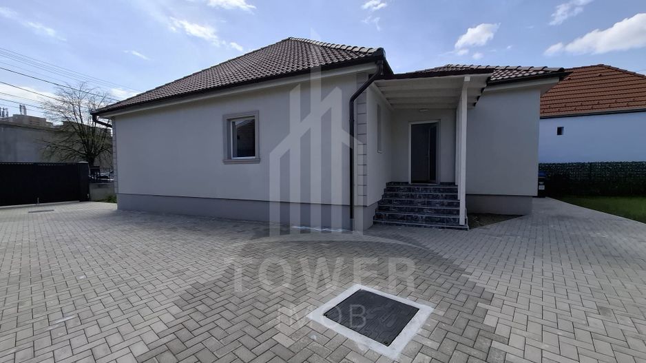 Casa renovata total- zona Calea Poplacii cu teren de 454 mp - Poză 1