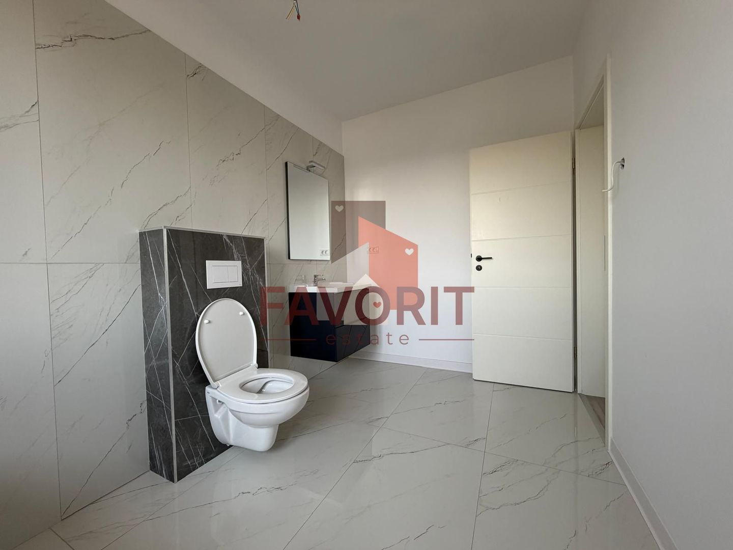 Duplex despartit | 5 camere | Garaj | Finisaje premium | 3 bai |Asfalt - Poză 16