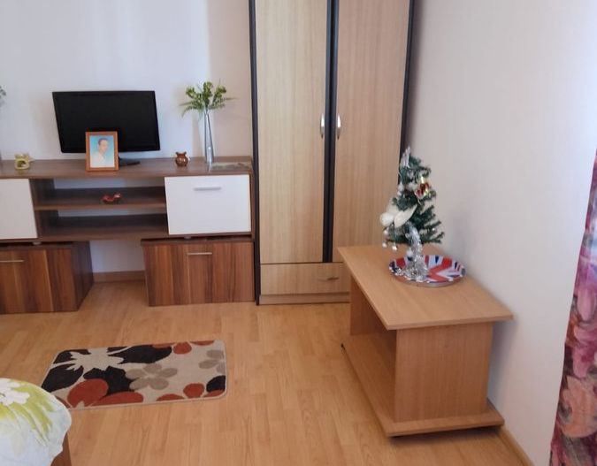 🔑 Vanzare garsoniera confort 2 semidecomandata – Zona Titan / Codrii Neamțului - Poză 1