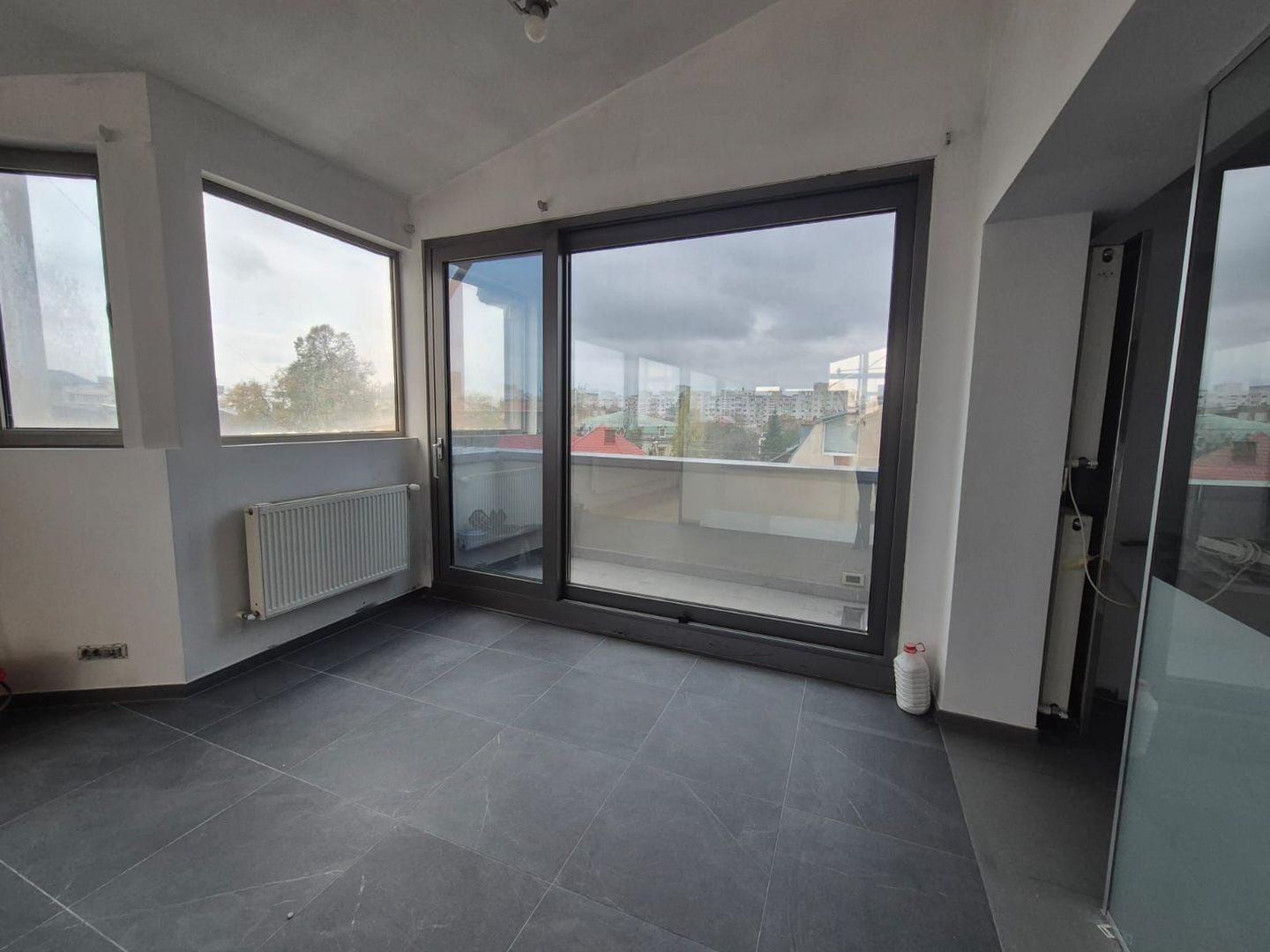 De vanzare clădire de birouri in zona Foisorul de Foc / Strada Olari - Poză 14